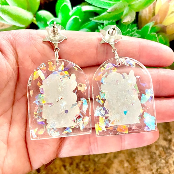 Acrylic Gnome Earrings - Picture 4 of 4